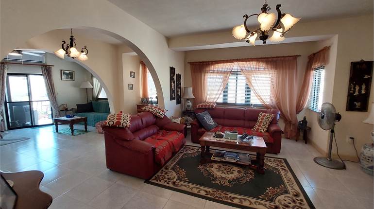Birzebbugia - Corner 3 Double Bedroom Apartment + Ownership of Part of Roof 