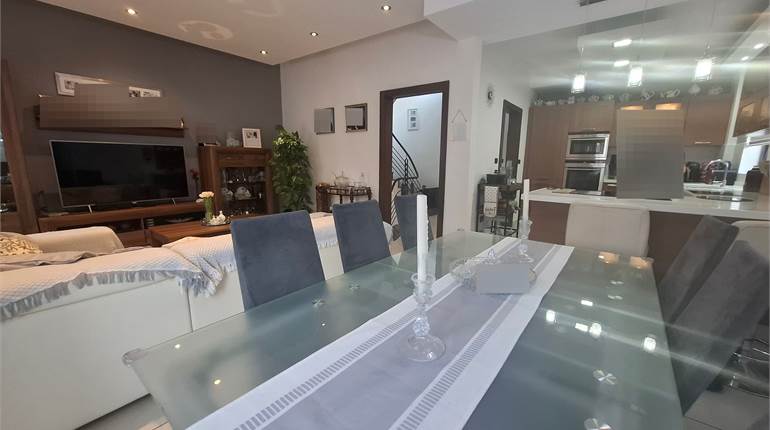 Birkirkara - Highly Finished 4 Bedroom Maisonette + Garage + Roof