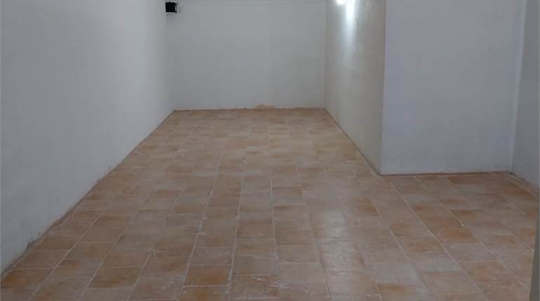 Sliema - 2 Car Garage 