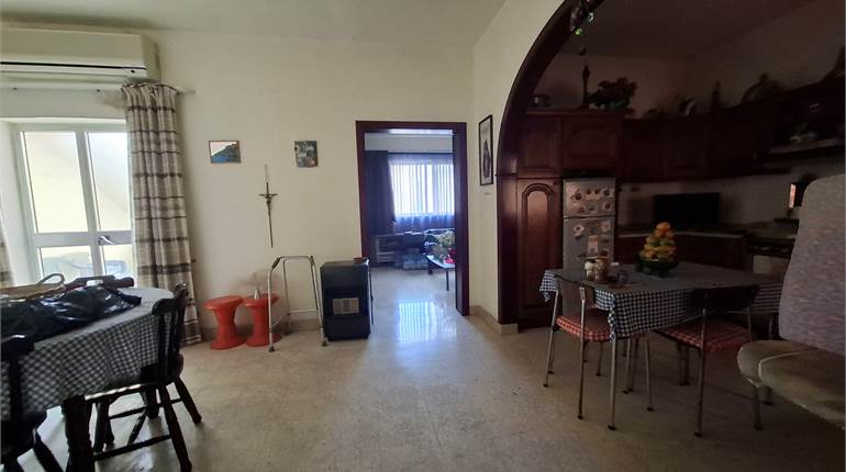 Santa Venera - Larger Than Usual 2nd Floor 3 Bedroom Maisonette + Full Roof