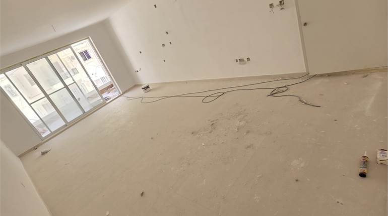 St Paul's Bay - 3 Bedroom 5th Floor Fully Furnished Apartment with Front Terrace and Back balcony