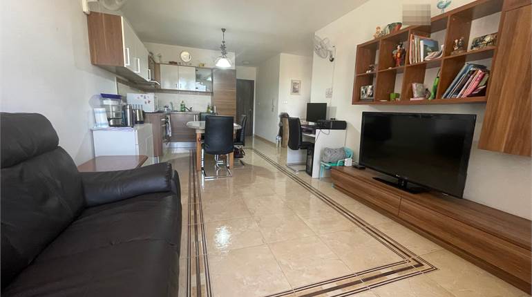 Naxxar - 3 Bedroom Corner Furnished Apartment 