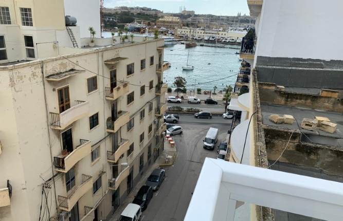 Gzira - 50m From Seafront, Penthouse, Level 6
