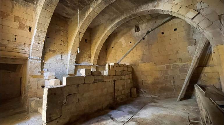 Zebbug - Massive HOC + Space For Pool + Garage