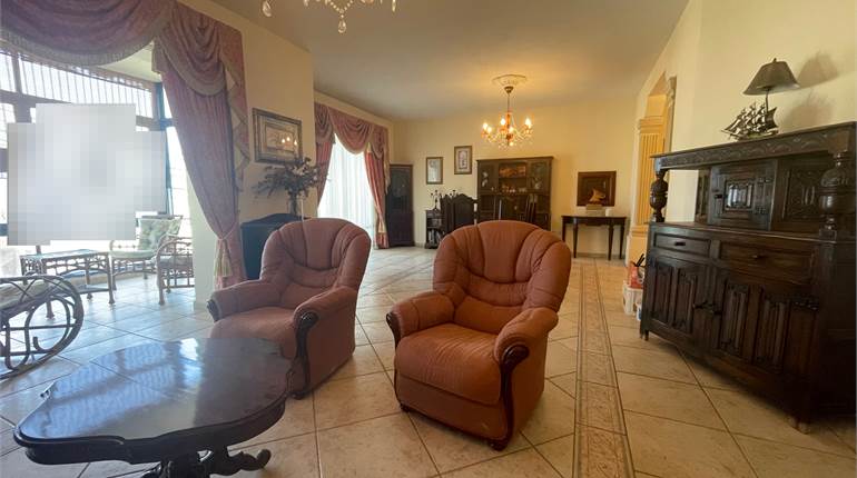 M'Scala - 3 Bedroom Apartment 275sqm with Sea View