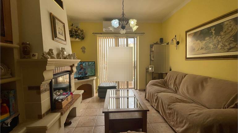 Swatar - 3 Bedroom Furnished Apartment + Roof