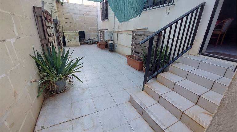 Birkirkara - 250sqm 3 Bdr Mais + Backyard +Garage 