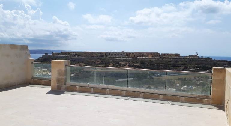 Ghajnsielem Gozo - 2 Bedroom Penthouse + Views