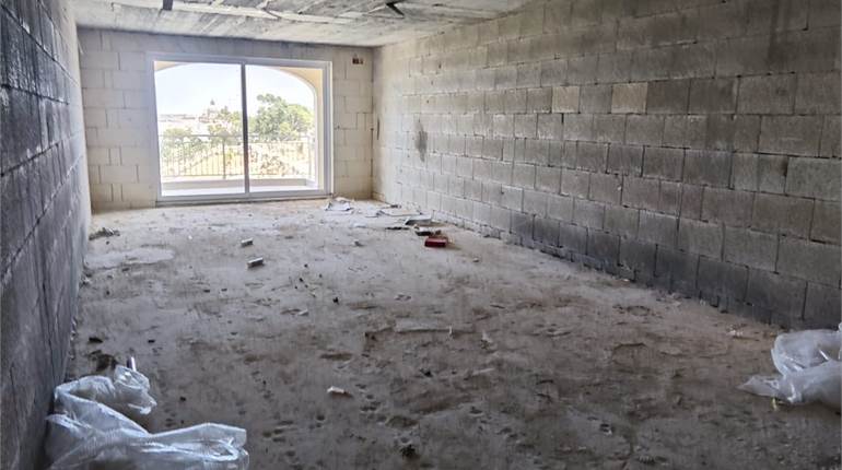 Gozo Sannat: Three bedroom APARTMENT/GARDEN/COMMUNAL POOL