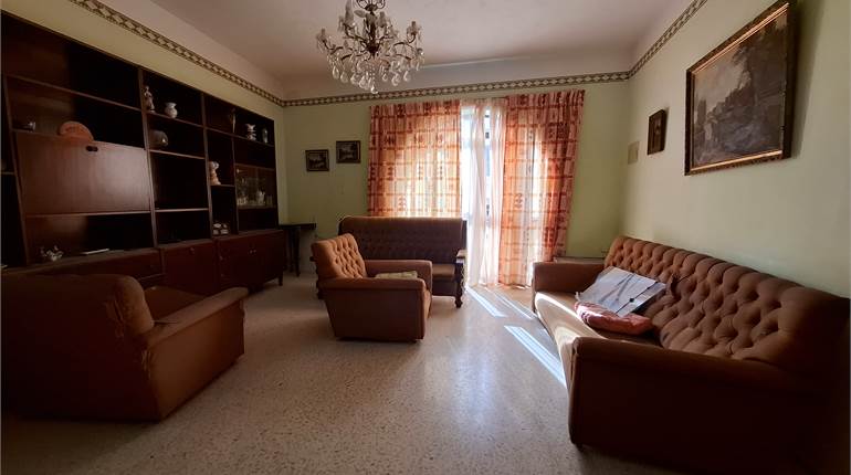 M'scala - 3 Bedroom Apartment + Half Ownership of Roof