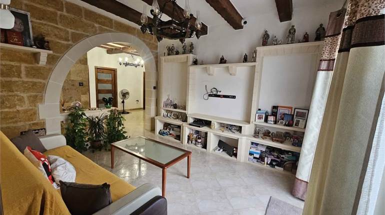 Santa Lucia - 3 Bedroom 1st Floor Corner Maisonette + Airspace
