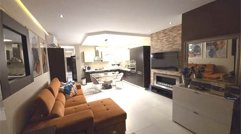 Fgura – 2 Bedroom Fully Furnished Penthouse