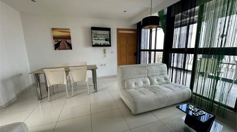 Bugibba - 3 Bedroom Duplex Penthouse Furnished with Side Sea Views