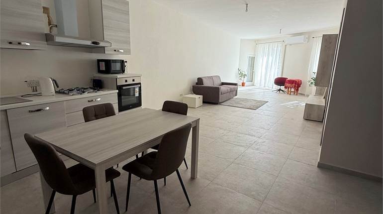 Gozo Xewkija: Large apartment with approved permits for a one and a two bedroom apartments
