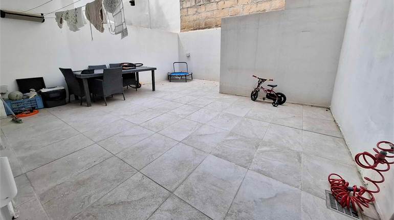 Qormi - Ground Floor Maisonette + Yard +Opt Garage