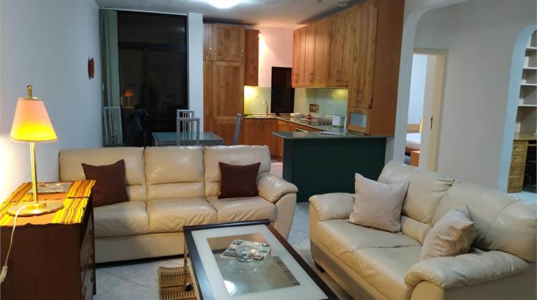 Gzira - 3 Bedroom Furnished Apartment + Garage 