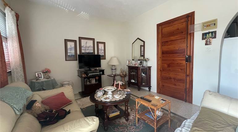 Qawra - 2 Bedroom Furnished Apartment 