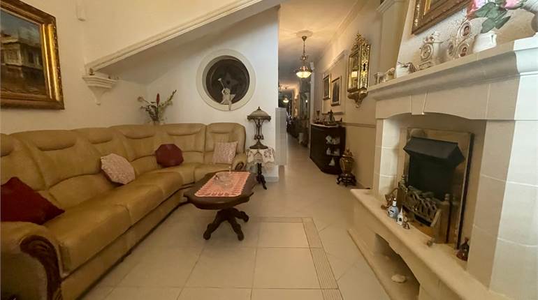 Zejtun - Elevated Ground Floor FurnishedMaisonette