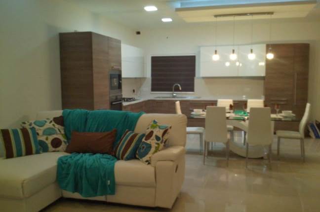 Mosta - 3 Bedroom Highly Furnished Apartment 